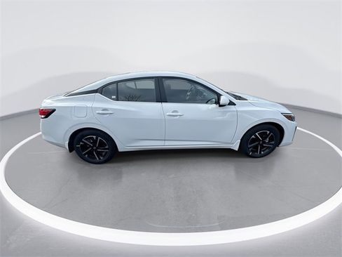New 2025 Nissan Sentra SV image 9