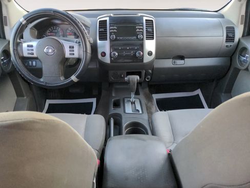 Used 2014 Nissan Xterra S w/ Value Package image 3