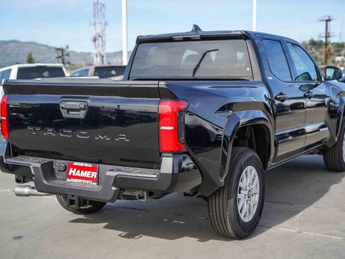 New 2026 Toyota Tacoma SR5 image 11