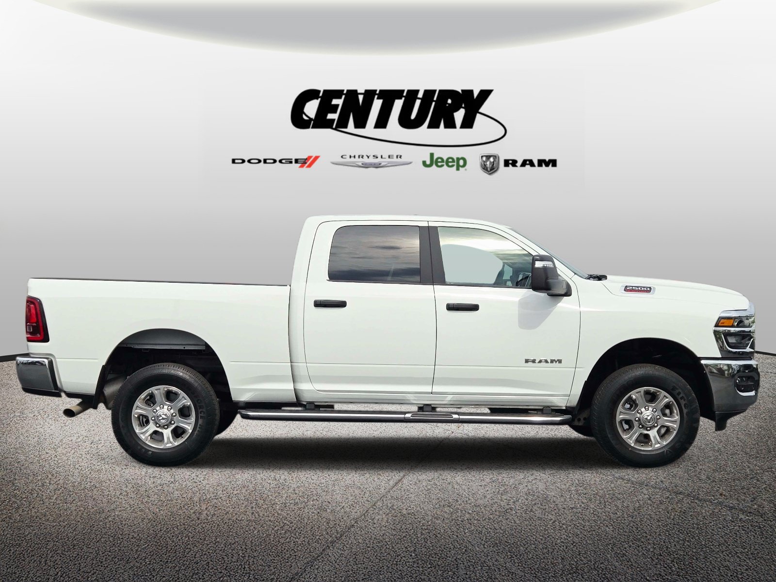 Used 2026 RAM 2500 Big Horn AWD/4WD image 2