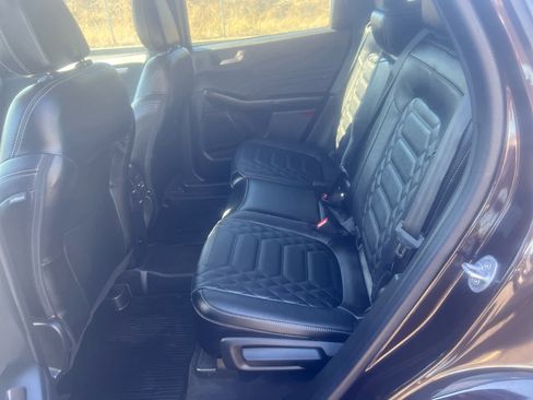 Used 2023 Ford Escape Platinum w/ Premium Technology Package image 13