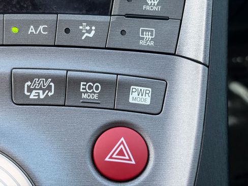 Used 2013 Toyota Prius Prime Plug-In Hybrid FWD image 27