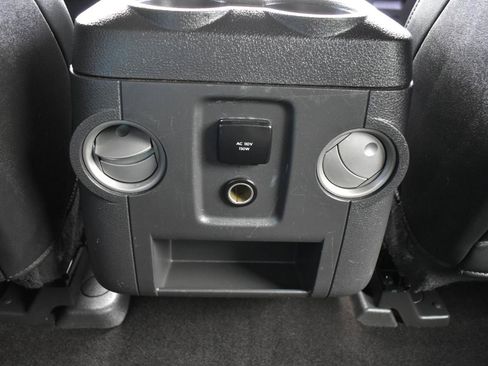 Used 2015 Ford F250 Platinum w/ FX4 Off-Road Package AWD/4WD image 40