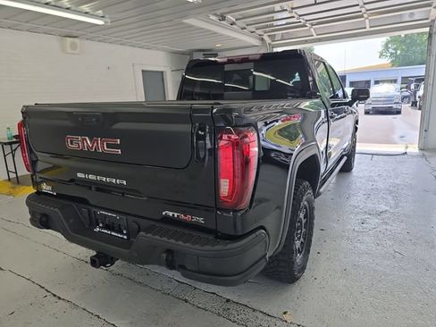 Certified 2024 GMC Sierra 1500 AT4X w/ AT4X AEV Edition AWD/4WD image 5