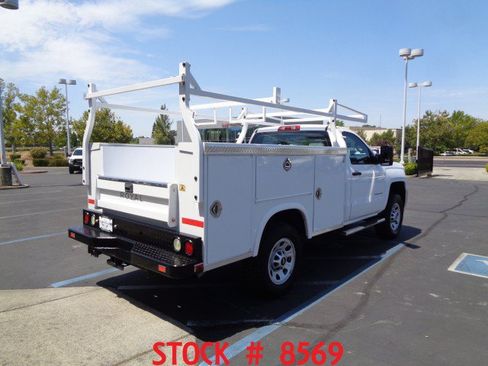 Used 2018 Chevrolet Silverado 3500 W/T RWD image 7
