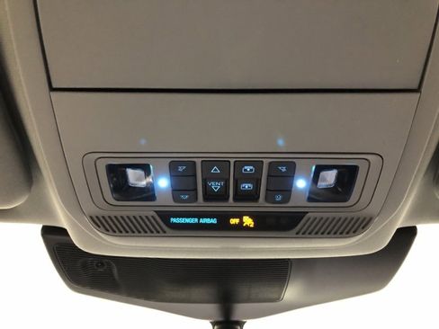 Used 2023 Ford Explorer XLT w/ Equipment Group 202A image 31