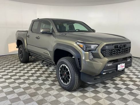 New 2026 Toyota Tacoma TRD Off-Road AWD/4WD image 10