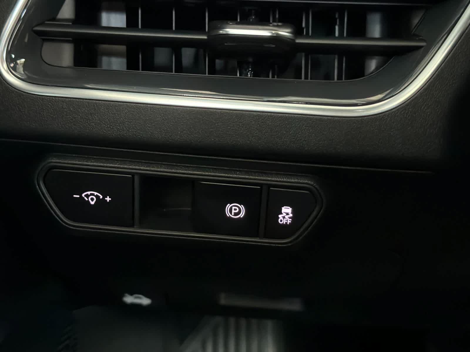 Used 2025 Kia K4 GT-Line w/ GT-Line Premium Package FWD image 29