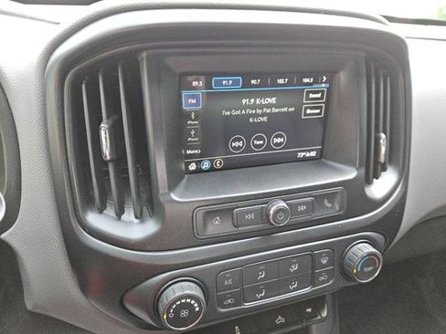 Used 2019 Chevrolet Colorado W/T w/ WT Convenience Package RWD image 16