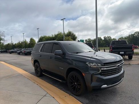 Used 2021 Chevrolet Tahoe LT w/ LT Signature Package AWD/4WD image 7
