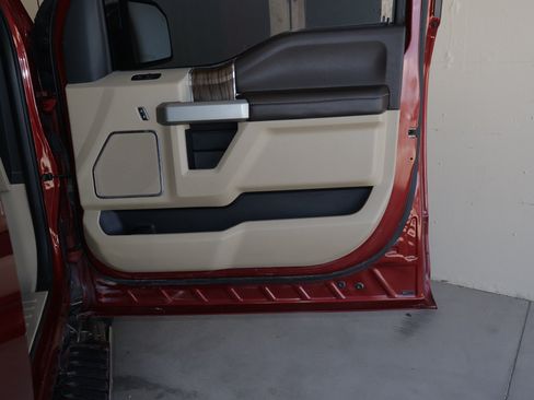 Certified 2018 Ford F150 Lariat AWD/4WD image 43