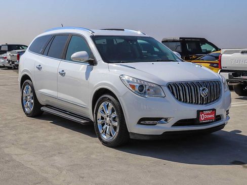 Used 2017 Buick Enclave Premium FWD image 3