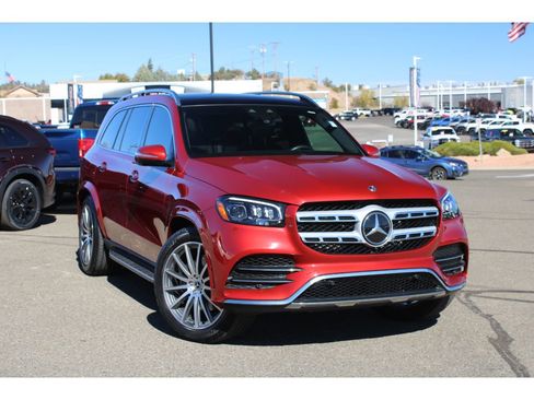 Used 2022 Mercedes-Benz GLS 450 4MATIC image 3