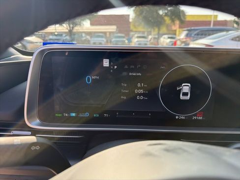 Used 2023 Hyundai Ioniq 6 Limited image 10