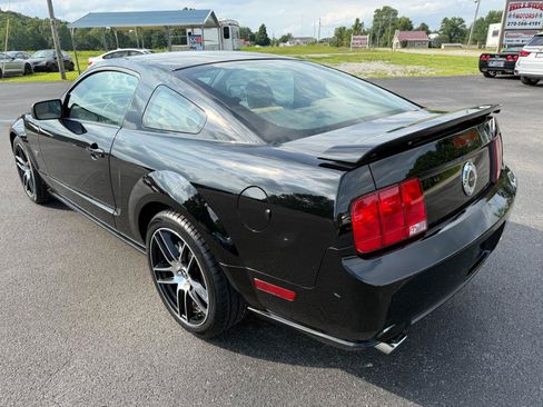 Used 2007 Ford Mustang GT Premium RWD image 8