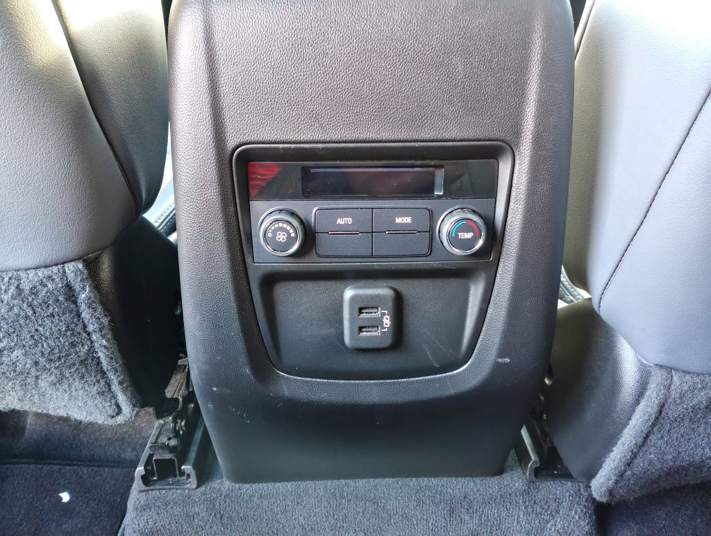 Used 2023 Buick Enclave Essence w/ Experience Buick Package AWD/4WD image 9