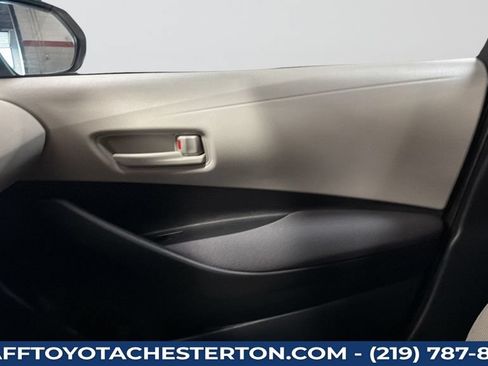 Used 2026 Toyota Corolla LE FWD image 13