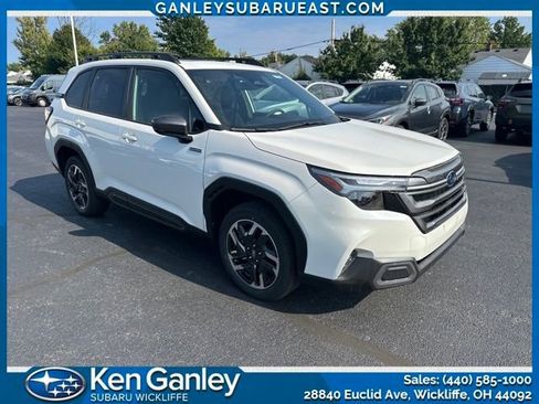 Used 2025 Subaru Forester Limited image 3