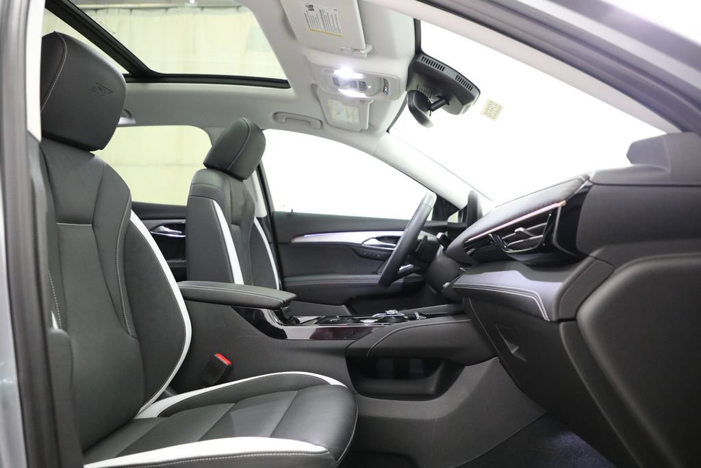 Certified 2024 Buick Envision Sport Touring AWD/4WD image 18