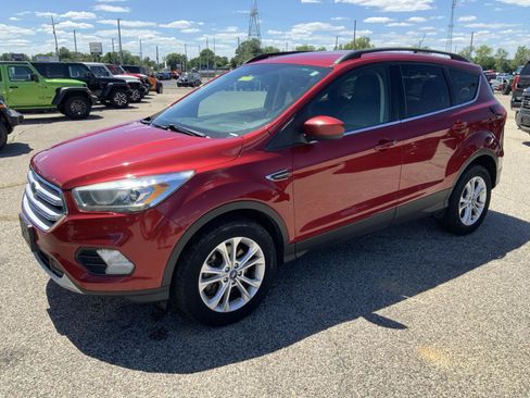 Used 2019 Ford Escape SEL AWD/4WD image 4