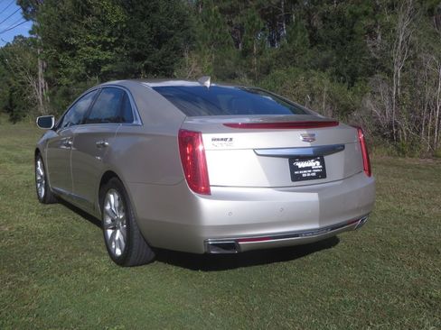 Used 2016 Cadillac XTS Luxury image 8