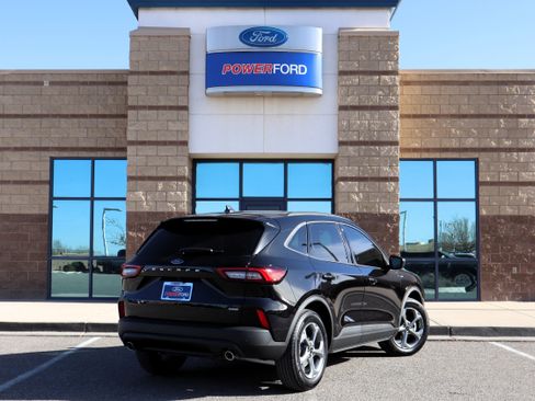 New 2025 Ford Escape ST-Line w/ Equipment Group 301A image 6