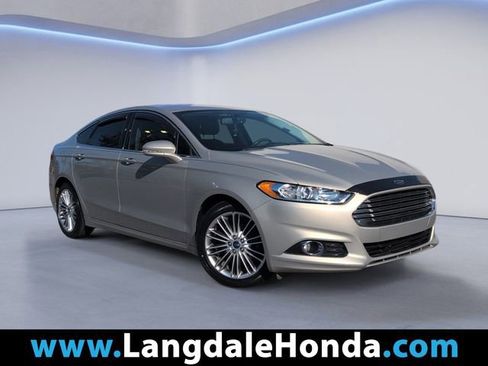 Used 2015 Ford Fusion SE w/ Equipment Group 202A FWD image 1