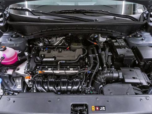 Certified 2026 Hyundai Tucson SE FWD image 25