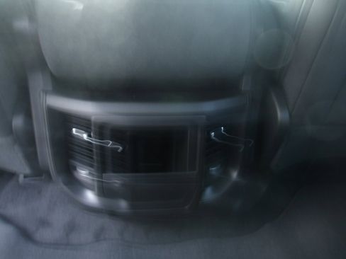 New 2026 RAM 1500 4x4 Crew Cab image 23