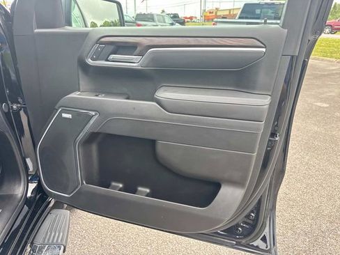 Used 2025 GMC Sierra 1500 SLT w/ SLT Premium Package AWD/4WD image 24
