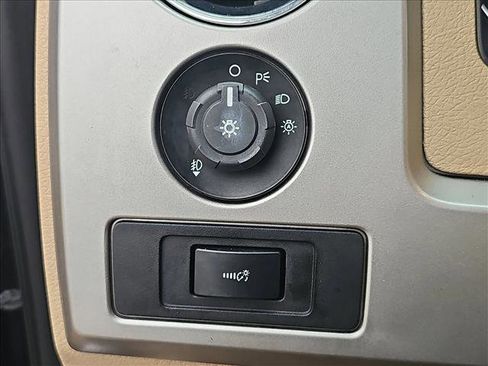 Used 2013 Ford F150 King Ranch w/ King Ranch Luxury Pkg image 23