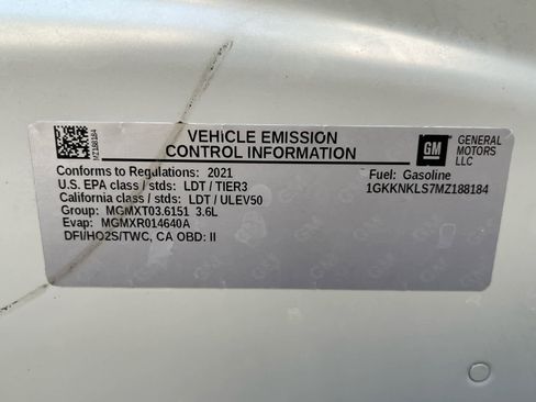 Used 2021 GMC Acadia SLE image 14