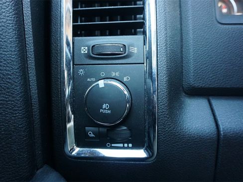 Used 2017 RAM 1500 Laramie image 4