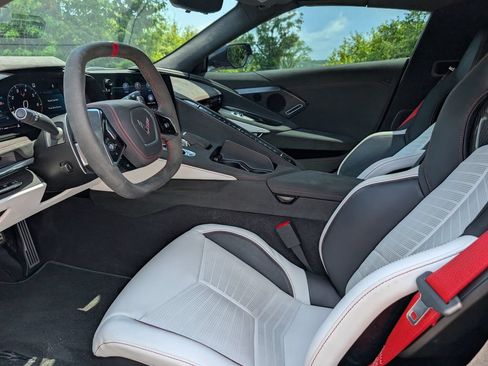 Used 2023 Chevrolet Corvette Stingray Premium Conv RWD image 15