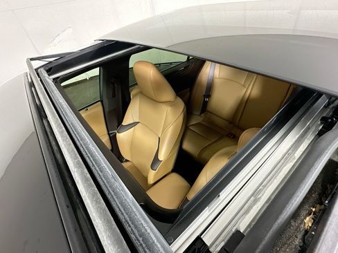 Used 2020 Lexus ES 350 w/ Premium Package FWD image 20