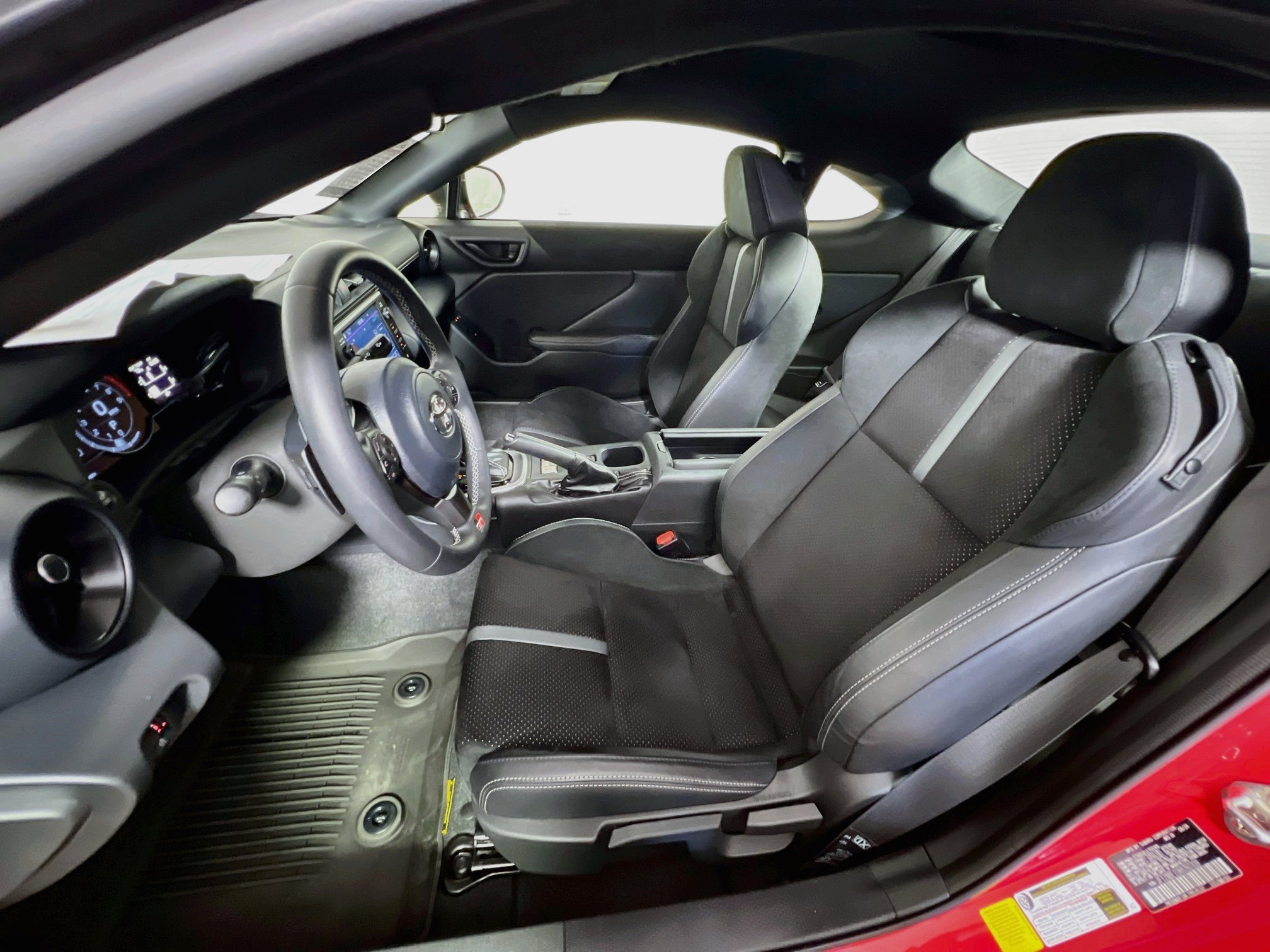 Used 2024 Toyota GR86 Premium RWD image 14