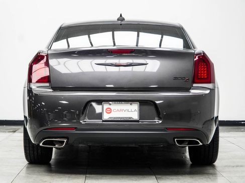 Used 2022 Chrysler 300 S RWD image 11