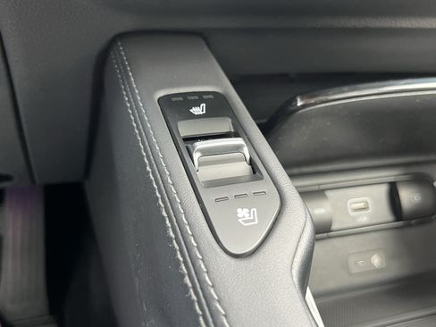 Used 2020 Kia Telluride EX w/ EX Premium Package AWD/4WD image 36