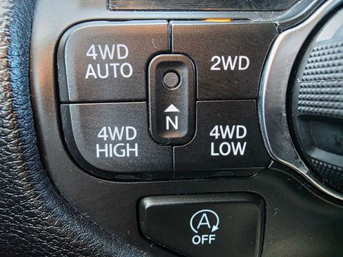 Used 2024 RAM 1500 Big Horn AWD/4WD image 23