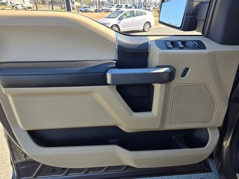 Used 2016 Ford F150 XLT w/ Equipment Group 301A Mid image 19