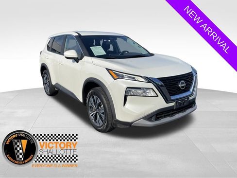 Used 2023 Nissan Rogue SV AWD/4WD image 1