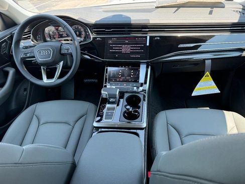 New 2025 Audi Q8 Premium image 6