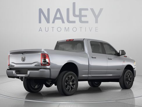 Used 2022 RAM 2500 Big Horn AWD/4WD image 3