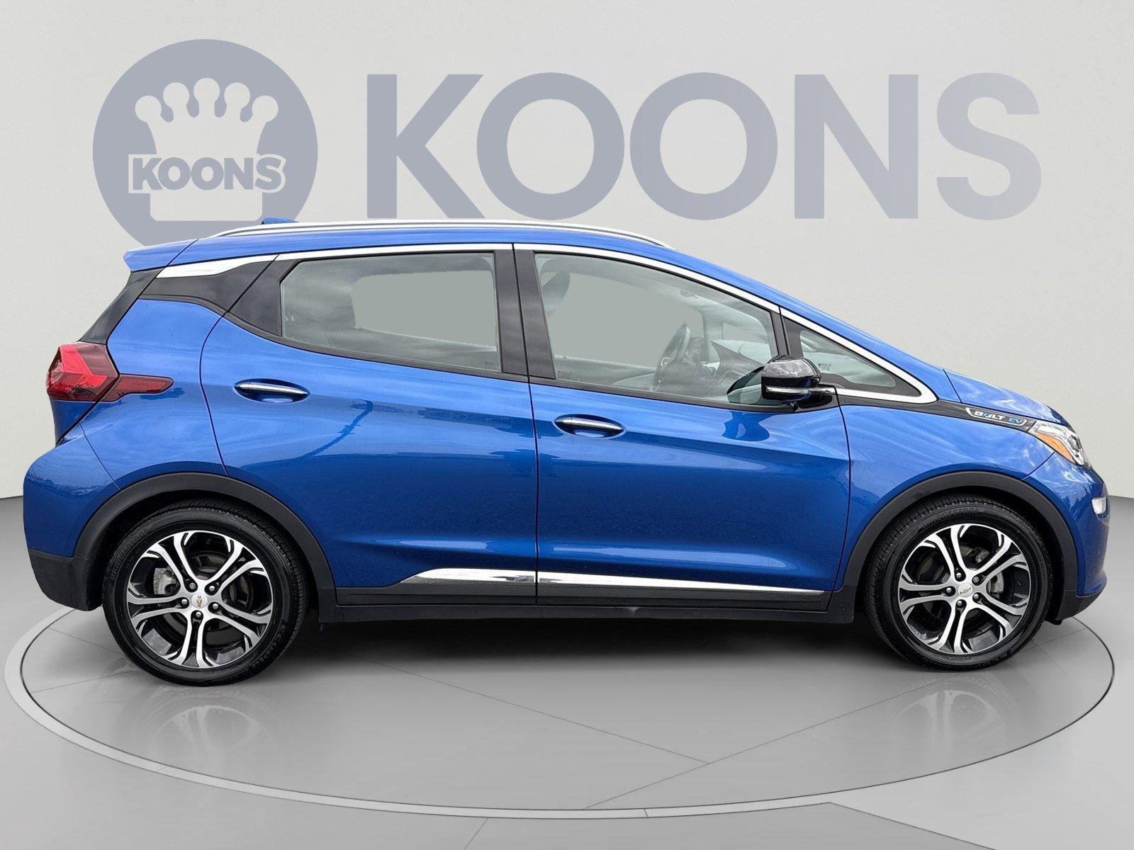 Used 2017 Chevrolet Bolt Premier FWD image 12