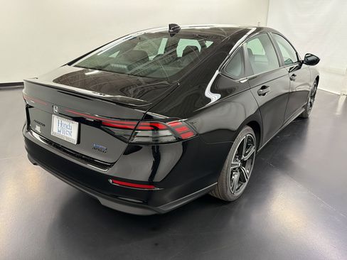 New 2026 Honda Accord Sport image 9