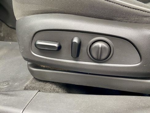 Used 2021 Chevrolet TrailBlazer LT w/ Convenience Package image 14