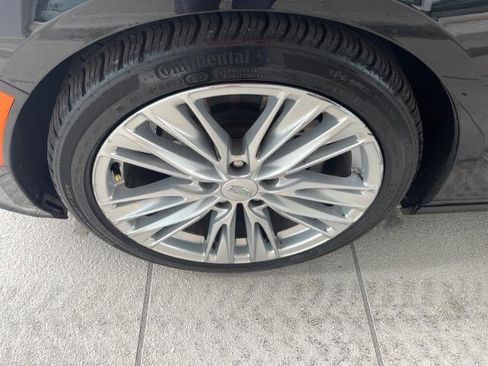 Used 2022 Cadillac CT4 Premium Luxury image 5