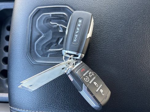 Used 2023 RAM 1500 Laramie image 47