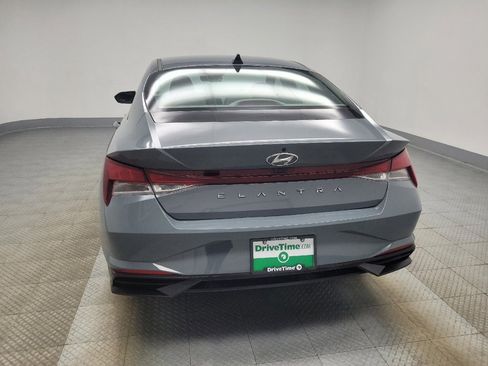 Used 2022 Hyundai Elantra SEL w/ Convenience Package image 6