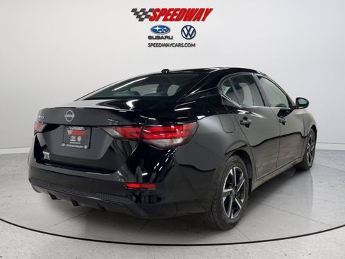 Used 2025 Nissan Sentra SV FWD image 6